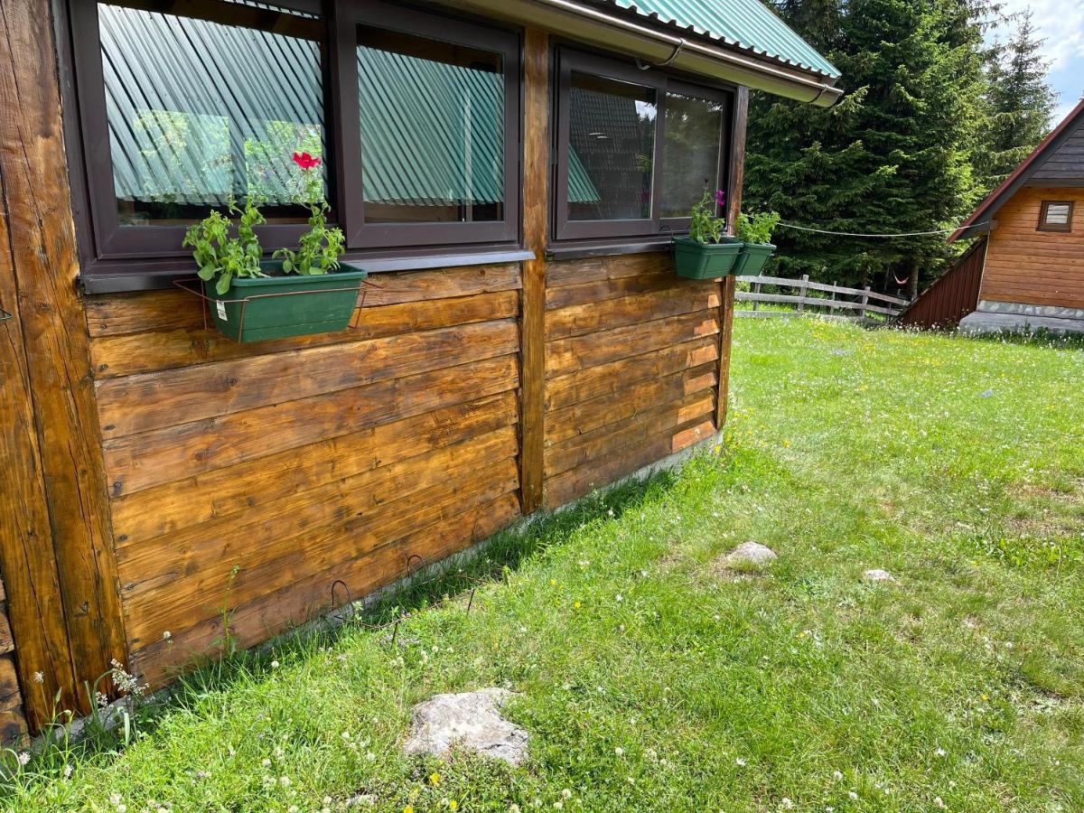 Bungalows Krstajić Zabljak  Bagian luar foto