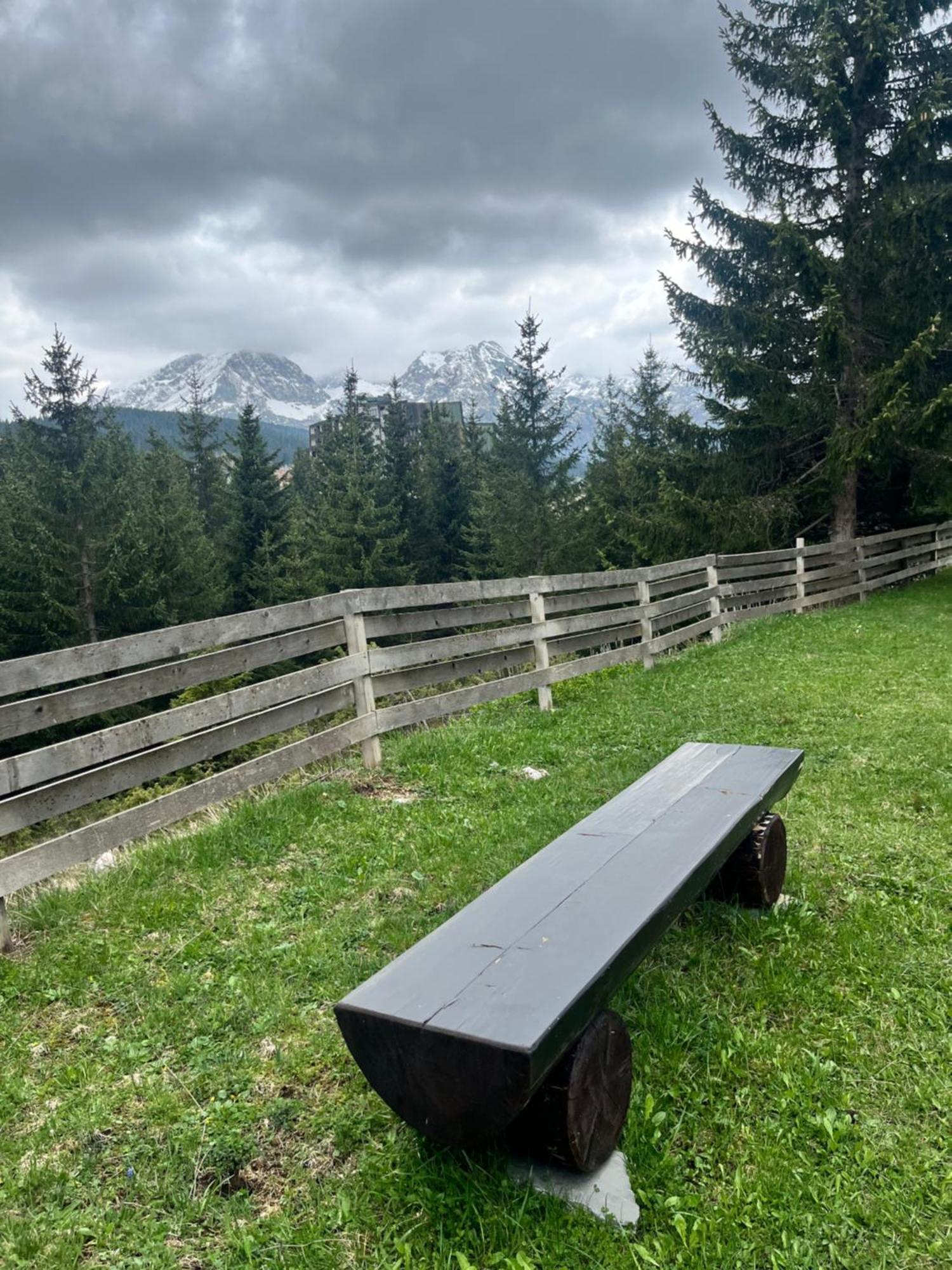 Bungalows Krstajić Zabljak  Bagian luar foto